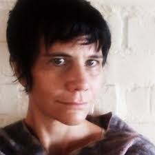 Alisa Farr's Instagram, Twitter & Facebook