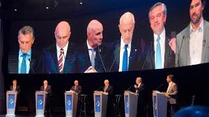Ospina detalló que habrá posibilidad de que los candidatos hagan réplicas a otros candidatos, que contesten lo que preguntan los otros. Debate Presidencial En La Facultad De Derecho Mediran En Tiempo Real La Reaccion De Los Votantes Frente A Los Candidatos Nueva Ciudad