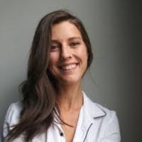 Danielle Goulet's Instagram, Twitter & Facebook