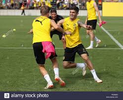 Pin By Ems On Christian Pulisic In 2020 Christian Pulisic Christian Running