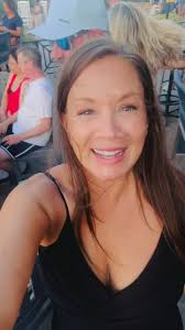 Music, friends, beach! Saturday elevated!!