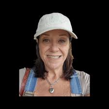 Selling personal clothing items after weight loss