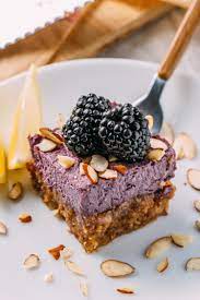 No Bake Blackberry Dream Bars Recipe Veeg Recipe Desserts Recipes Baking