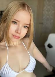 valeriarozanova OnlyFans - Valeria Vee - Creator Profile - Fleshbot