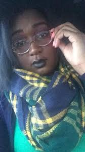 Is it okay to wear Christmas scarfs in January?