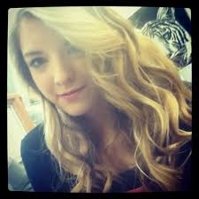 Kelsey Huffman (@kelseychuffman)