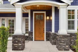 The ceiling is painted in benjamin moore. 5 Ways To Use Stone Veneer Pavers In Backyard Designs