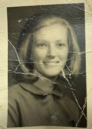 Hi, can anyone fix this photo? Thanks!