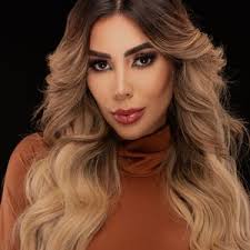 Alejandra Guzmán Escobar (@alejandraguzmanescobar)