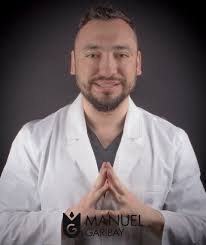 Buen día! Soy el Dr. Manuel