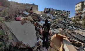 Gulf news provides latest news from abu dhabi, dubai and other emirates. 4 Dead 120 Injured In Turkey As Strong Earthquake Hits Aegean Sea Dawn Com