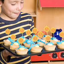 Amazon.com: HOKPA Sun Cupcake Toppers, 24Pcs Sun Flower Smiley Sunshine Sun  Cake Food Fruit Picks for Birthday Wedding Decoration : Grocery & Gourmet  Food