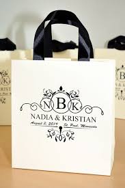 25 Elegant Wedding Monogram Welcome Bags For Wedding Favor For Etsy In 2020 Wedding Welcome Bags Wedding Party Gift Bags Destination Wedding Welcome Bag