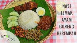 Nasi lemak kukus daun pisang ayam goreng pasar malam night market street food. Nasi Lemak Ayam Goreng Berempah Youtube