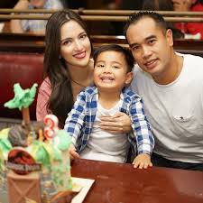 Mikhayla and mainaka #live your life like there's no tomorrow and #treat people as you would like to be treated. 3 Arti Nama Anak Nia Ramadhani Ardi Bakrie Kekinian Dan Sarat Makna