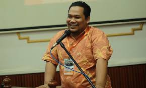 2 perarakan kereta berhias di kota bharu perasmian tahun melawat kelantan 2020. Malaysiakini Kelantan Disaran Anjur Perarakan Mercedes Berhias