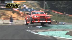 Daigo Saito S Toyota Mark Ii Jzx100 Jumping Into A Drift At Ebisu Circuit During D1gp Round 5 In 2010 Wheel In The Sky Drifting Drift Cars