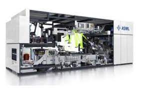 Asml 1nm lithography machine completed: Asml Prospers As Euv Lithography Takes Off