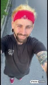 Ai Fat Skateboarding