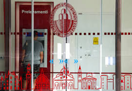 Banca monte dei paschi di siena. Monte Dei Paschi Cuts Legal Claims To 4 9 Bln Euros Slide Reuters