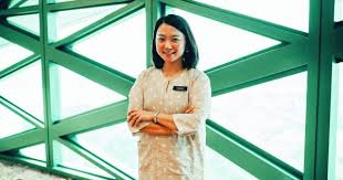 Menurut prof muhaya, iaitu seorang doktor pakar bedah mata mendedahkan bahawa penggunaan 'eyelash extension' boleh membahayakan kesihatan mata. Feature Interview Prof Muhaya Positive Parenting