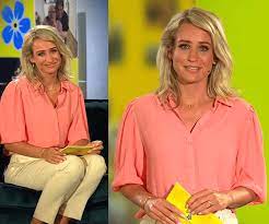 Maybe you would like to learn more about one of these? De Kleding Van Dionne Stax Style Like