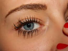 Brides And Mothers Rejoice Mascara That Doesn T Flake Or Smudge Evolveboldly Olive Oil For Eyelashes Mascara Tips Mascara
