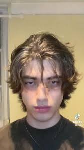 7 Short grunge hair ideas in 2024