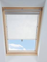 Ausgefüllt per fax oder mail zurücksenden 3. Montage Fur Velux Rollos Finden Sie Die Einbauanleitungen Hier