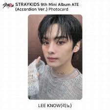 STRAY KIDS LEEKNOW ATE LETTER VERSION POSTCARD Stray Kids Lee Know Signed  Postcard CD
