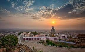 Ardhanareeswarar Temple, Thiruchengode : – Temples of India Blog