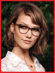 Kurze Frisuren Frisuren Mittellang Pony Mit Brille Im Pin Frisur Langes Gesicht Kurzhaarfrisuren Frisuren Mit Pony Mittellang