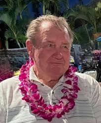 Ella Bill's Instagram, Twitter & Facebook