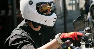The Biltwell Lane Splitter Is Crafted Around Biltwell S Proprietary Abs Outer Shell And Featur Lane Splitter Motorcycle Helmets Vintage Cool Motorcycle Helmets
