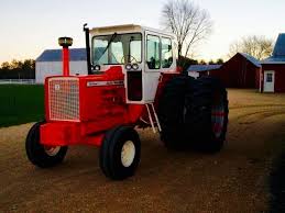 How To Make An Interesting Art Piece Using Tree Branches Ehow Allis Chalmers Tractors Tractors Vintage Tractors