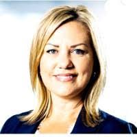 Lisa Larranaga's Instagram, Twitter & Facebook