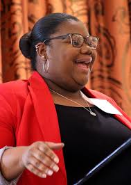 New UH Institute Combines Real-World Learning and Community Engagement