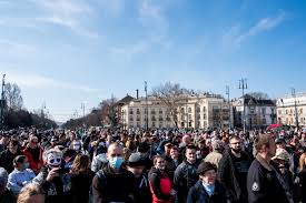 Repkednek a tüntetés, tüntetők szavak. Korulbelul Ezren Tuntettek Godeny Gyorgy Hivasara A Hosok Teren 24 Hu