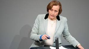 Seit über einem jahr wird die berliner afd vom notvorstand um den vorsitzenden nicolaus fest geführt. Von Storch Wir Tun Etwas Das Nicht Gut Fur Unser Land Ist Inforadio