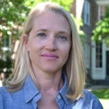 Angelique Ennis's Instagram, Twitter & Facebook