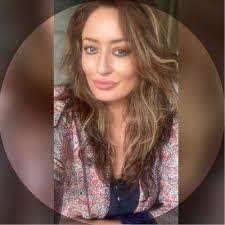 Victoria Porto's Instagram, Twitter & Facebook