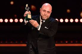 Castiglioncello, micaela ramazzotti e paolo virzì. Chi E Paolo Virzi Biografia E Vita Privata Del Regista Popcorn Tv