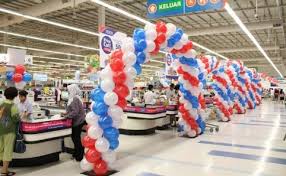 It offers complimentary wifi access. Tesco Puchong Shopping In Puchong Kuala Lumpur