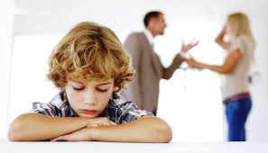 Pentru a solutiona cererea de divort, sotii trebuie sa se prezinte personal cu actele de stare civila in original, respectiv certificatele lor de nastere. Despre Divort Modalitati Eficiente Si Rapide