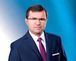 He was elected to sejm on september 25, 2005 getting 8734 votes in 5 toruń district, candidating from prawo i sprawiedliwość list. Zbigniew Girzynski Wraca Do Gry Startuje Z 5 Miejsca Do Europarlamentu Tylko Torun