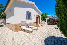 Spiaggia di fontane bianche si trova a 1. Villa Dei Lidi Fontane Bianche Siciliavacanza Casa Vacanze Fontane Bianche