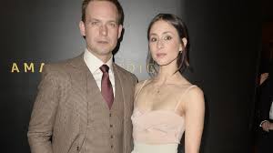 The only choice we have is how we let go. Suits Star Patrick Heimlich Mit Seiner Frau In Dusseldorf Promiflash De