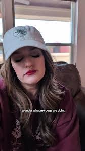 Nika Howard's Instagram, Twitter & Facebook