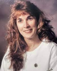 Gloria Echols's Instagram, Twitter & Facebook