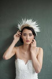 One of our favourite wedding looks is layering a wedding veil with a headpiece. 15 Gorgeous Veil Alternatives For Brides With Short Hair Huffpost Life
